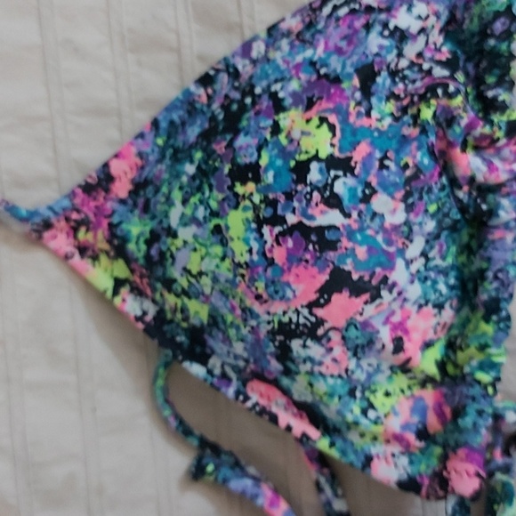 Victorias Secret Bikini Top - Picture 2 of 5